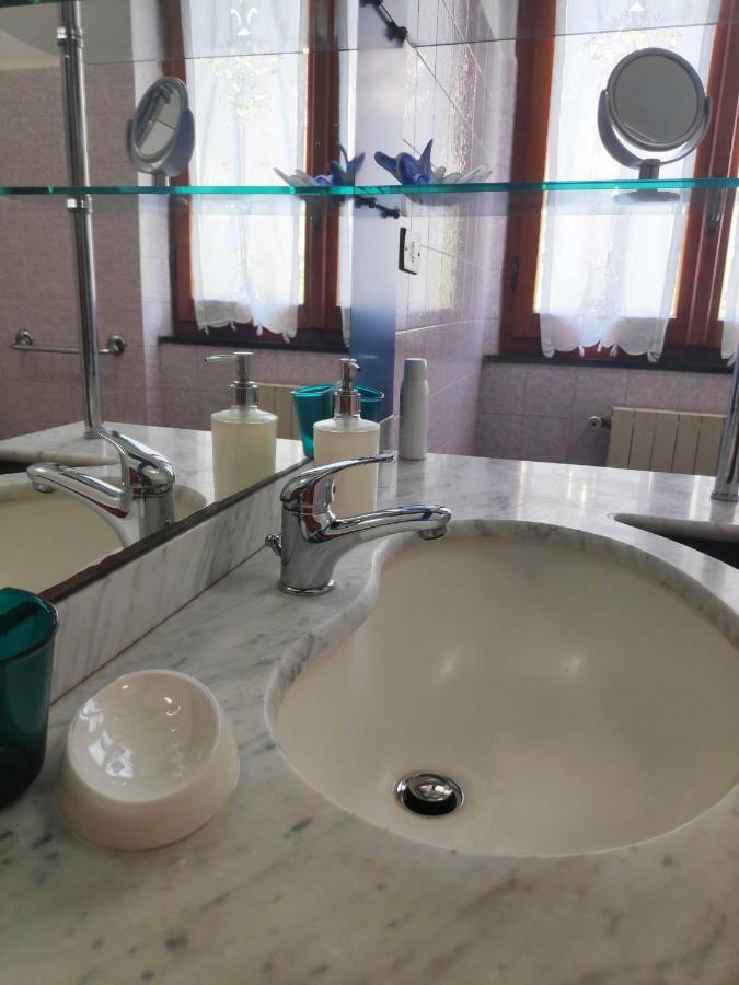 Freedom House Apartment ลาสเปเซีย ภายนอก รูปภาพ