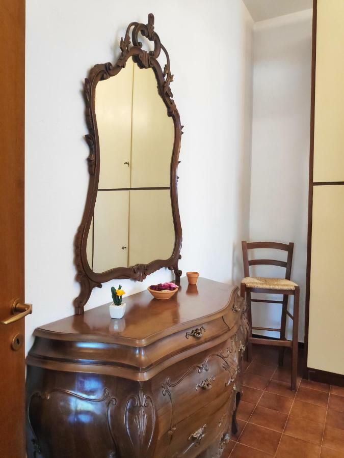 Freedom House Apartment ลาสเปเซีย ภายนอก รูปภาพ