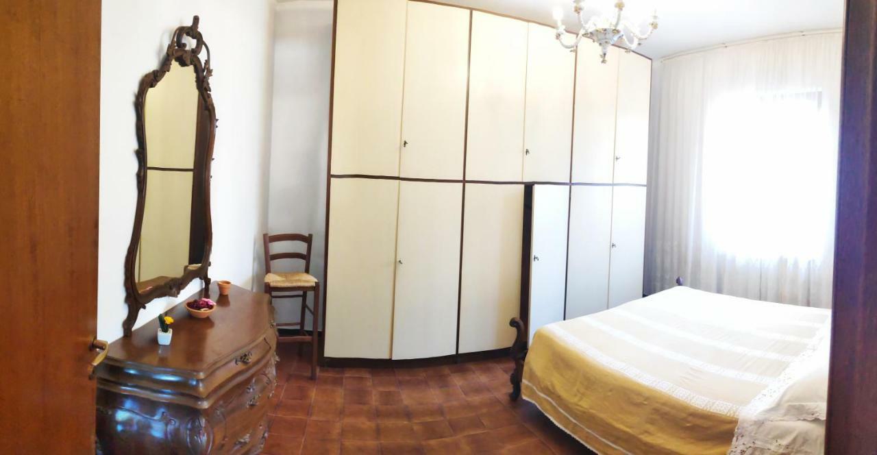 Freedom House Apartment ลาสเปเซีย ภายนอก รูปภาพ